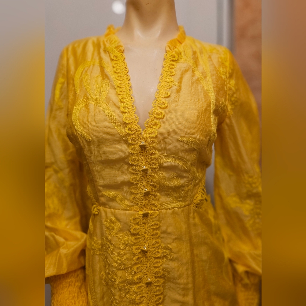L'ATISTE Short Button Dress Color Yellow Size Medium - Picture 6 of 12